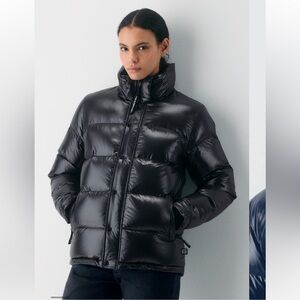 Aritzia Glossy Super Puff Jacket